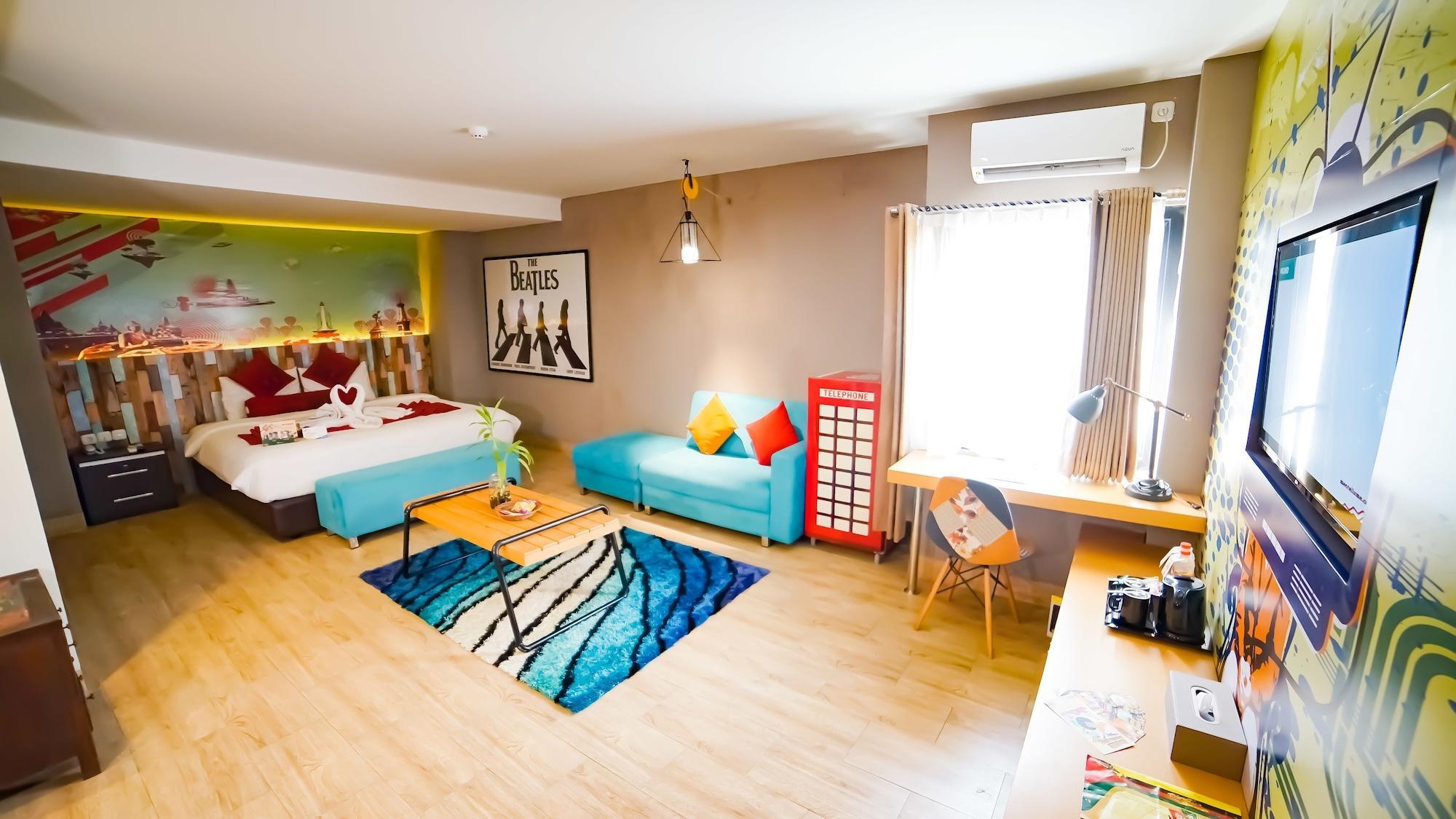 Meotel Purwokerto Exterior foto